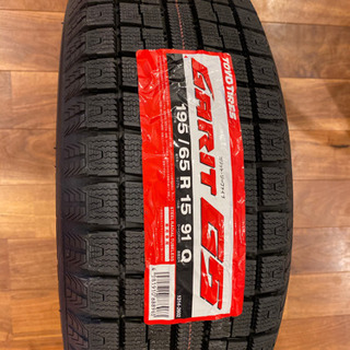 プリウス 新品スタッドレス タイヤホイール4本セットの画像