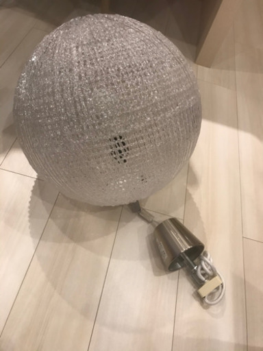 ニトリの電気、超美品、丸いガラス製　直径40cm程度
