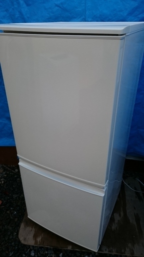 4点セット！！アイリスオーヤマ 90L 2ドア 冷凍冷蔵庫 IRR-A09TW-W　2018年製・パナソニックオーブンレンジ　NE-T157　2014年製・シャープKS-C5F　マイコンジャー炊飯器　３合　2013年製・パナソニック　コードレススチームアイロン　NI-WL401　2012年製