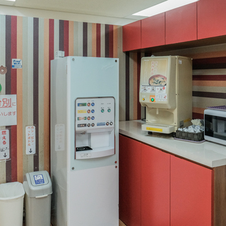 【受付＆ビューティースタッフ募集】セルフエステ接客案内の画像