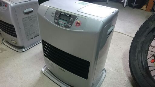 決まりました！⑦ファンヒーター 実働 CORONA コロナ GT-327Y(GT-324Y) 3.19kw 木造～8畳 内部清掃済み 山形発