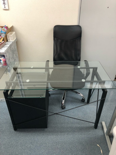 美品 オフィスデスクセット ガラス パソコンデスク
