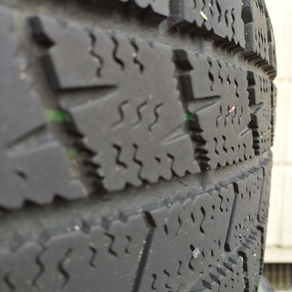 【福井県引取歓迎】タイヤホイールセット175/65R14x5.5J+40　ノート　コンパクトカー　スタッドレスの画像