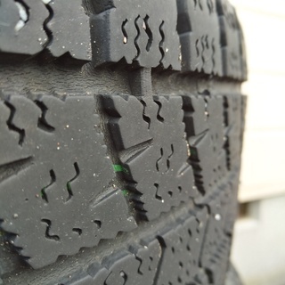 【福井県引取歓迎】タイヤホイールセット175/65R14x5.5J+40　ノート　コンパクトカー　スタッドレスの画像