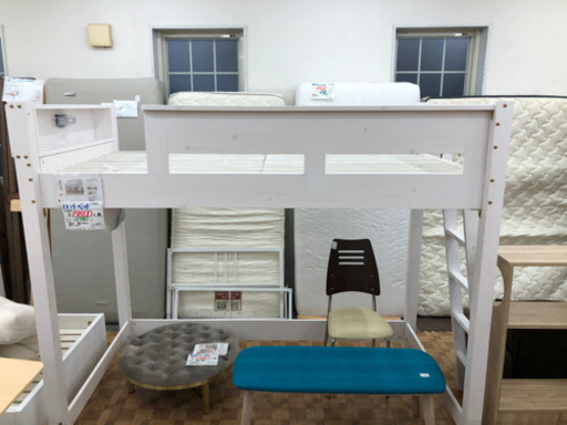 ロフトベッド シングル ホワイト色 天然木   耐荷重90kg（展示品☆未使用品）★着払可（自社配送時）