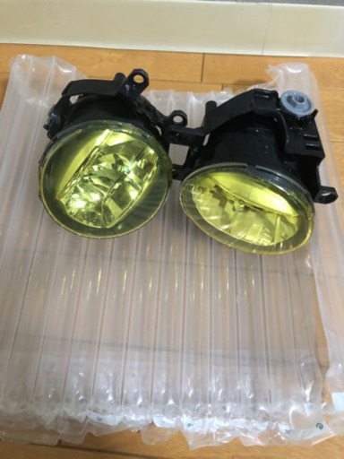 トヨタ純正LED フォグランプ　ユニット　中古