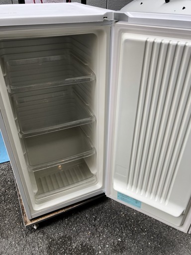☆中古 激安！！ Haier　電気冷凍庫　100L　JF-NU100E　2014年製　店舗　￥14,500！！