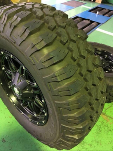 マキシス　MT285/70/17