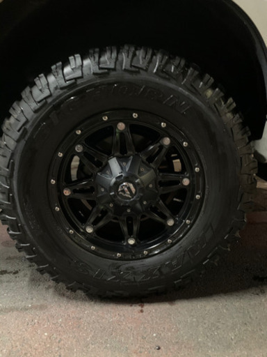 マキシス　MT285/70/17