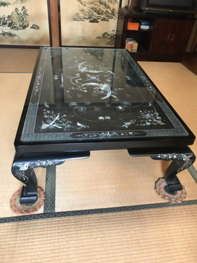 テーブル