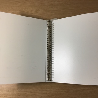 リングバインダー B5 9冊セットの画像