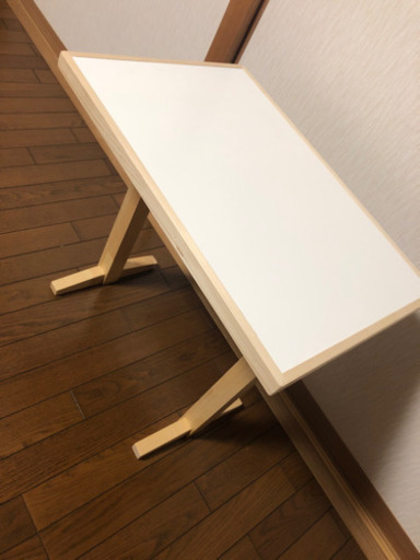【新品】ハンドメイド　木の机