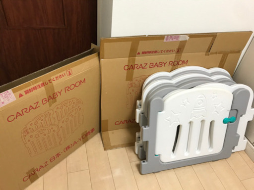 ベビーサークル・ベビーゲート★人気のCARAZ★取りに来てくれる方限定