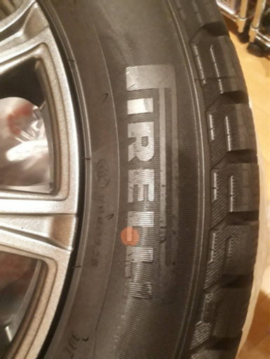 <美品> 185/60R15 スタッドレスタイヤ・アルミホイール４本セット