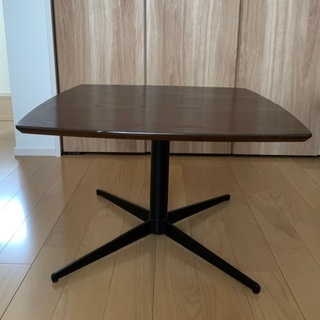 カフェテーブル elk 木製 スチール脚