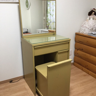 ドレッサー中古 譲ります。
