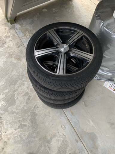 アルミホイール付きタイヤ
