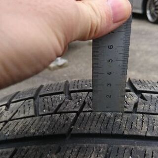 スタッドレス　215 60 16  pcd100　スバル車などに！の画像