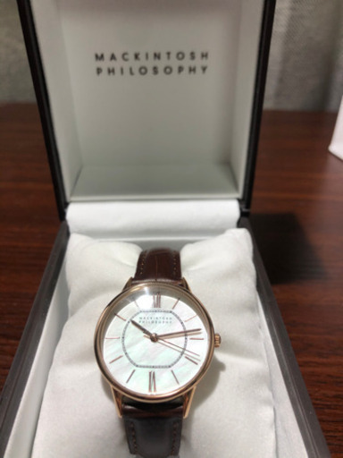 SEIKO レディース腕時計　ほぼ新品