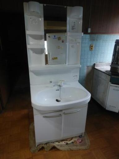 洗面台の中古　使用期間少ないです