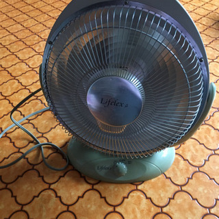 電気ストーブの画像