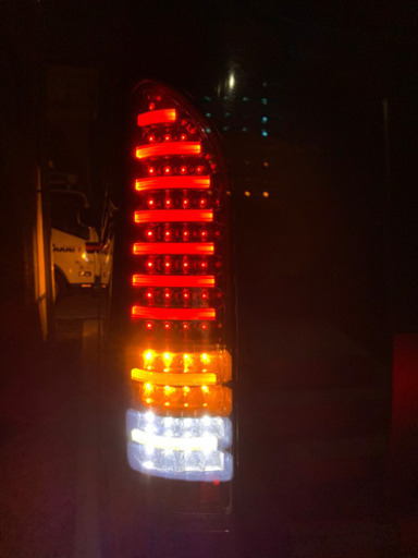 ハイエース200系　ヴァレンティテール