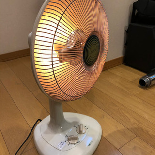 アイアン製　ハロゲンヒーター　扇風機型