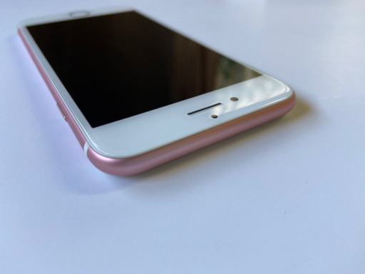 ★iPhone7 ローズゴールド／32GB★ SIMフリー　Apple スマホ