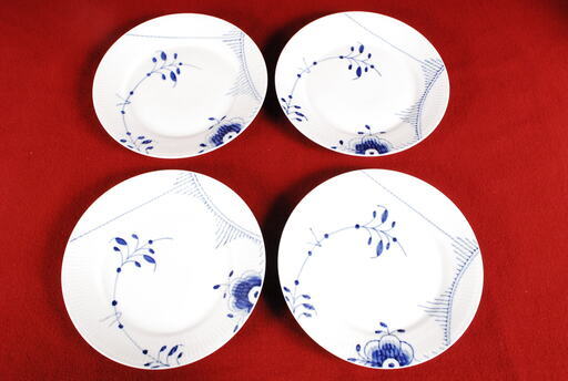 1636 ブルーフルーテッド メガ プレート 22cm 4枚セット   ロイヤルコペンハーゲン　アントレ