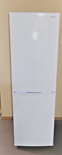コンパクトサイズ　ノンフロン冷凍冷蔵庫　１６２Ｌ