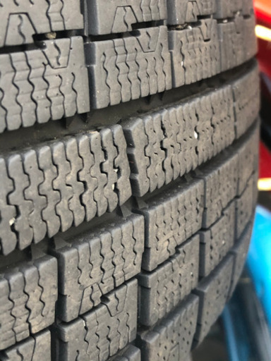 TOYOタイヤ　スタットレス　195/65R/16　ホイル付き