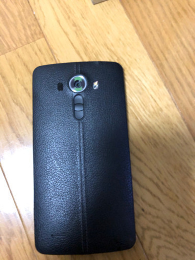 isai vivid LGV32 5.5インチ メモリー3GB