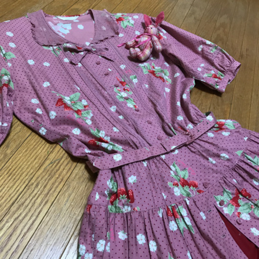 PINK HOUSE   いちごとお花のワンピース
