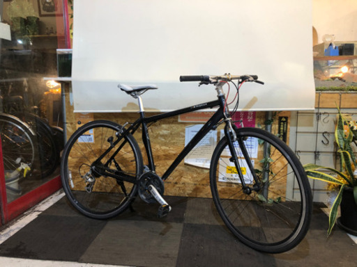 700c クロスバイク　アルミフレーム　3x8段