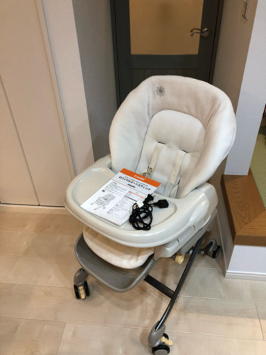 コンビ 電動バウンサー