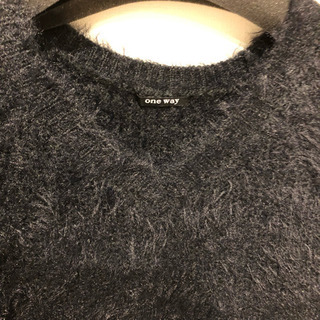 ワンウェイ フェザーニット 黒の画像