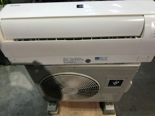 福岡市内取付工賃込み　シャープ  エアコン　6畳　2011年