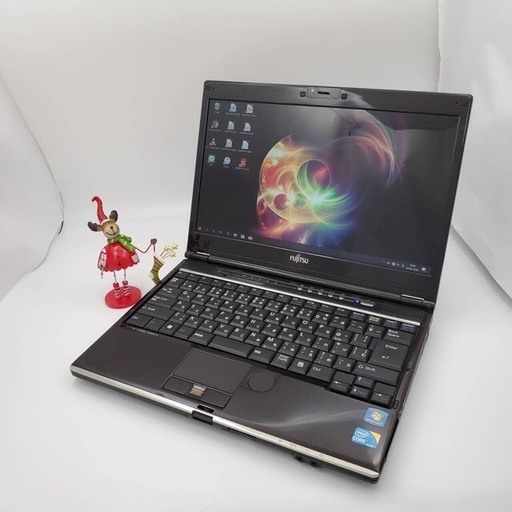 富士通 Corei5 メモリ4GB 新品SSD128GB ノートパソコン