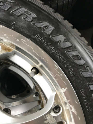 ジムニー用アルミホイール付きスタッドレスタイヤ★175/80/16★車に取り付け無料★