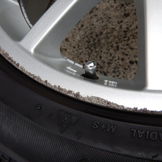 スポーテック　１６インチ　スタッドレス　フォルクスワーゲンポロ用の画像