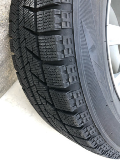 スタッドレス