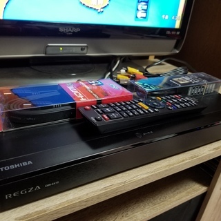 ☆瞬速！高機能！W録&500GB交換済！東芝REGZA DBR-...