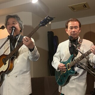 12／24　生演奏クリスマスパーティースタッフ（銀座BAR）