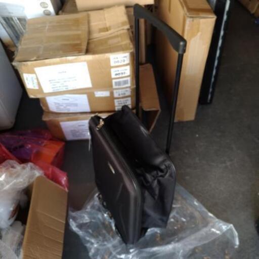 キャリーバック　キャスター付　新品