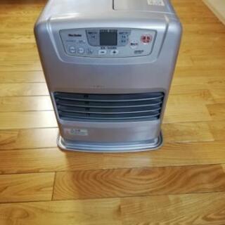 石油ファンヒーターの中古です