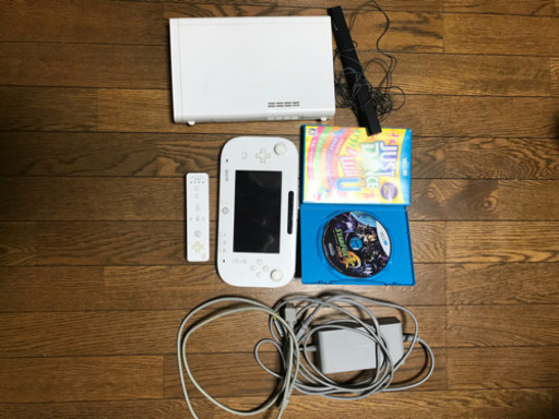 Wii U 本体一式（一部欠品） ソフト2本付き
