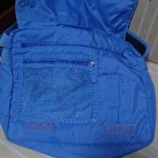 ユニクロ  ショルダーバッグの画像