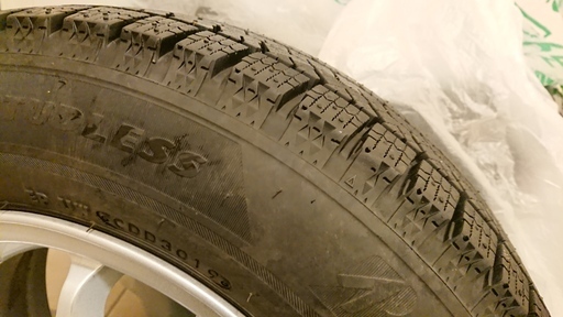 【成約済】ブリヂストンVRX2 スタッドレスタイヤ165/70R14