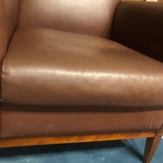 一人掛けヴィンテージソファ　ブラウンの画像
