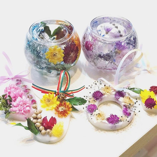 ドライフラワーを使ったボタニカルジェルキャンドルホルダー＆香りのワックスバー 　静岡　キャンドル教室　ドライフラワーレッスンの画像